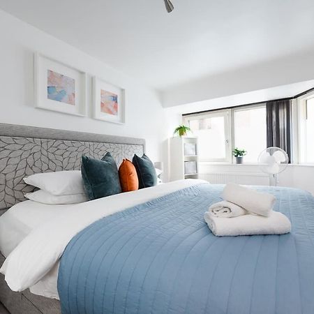 City Center,2 Bedroom Apartment With Parking Cambridge  Luaran gambar