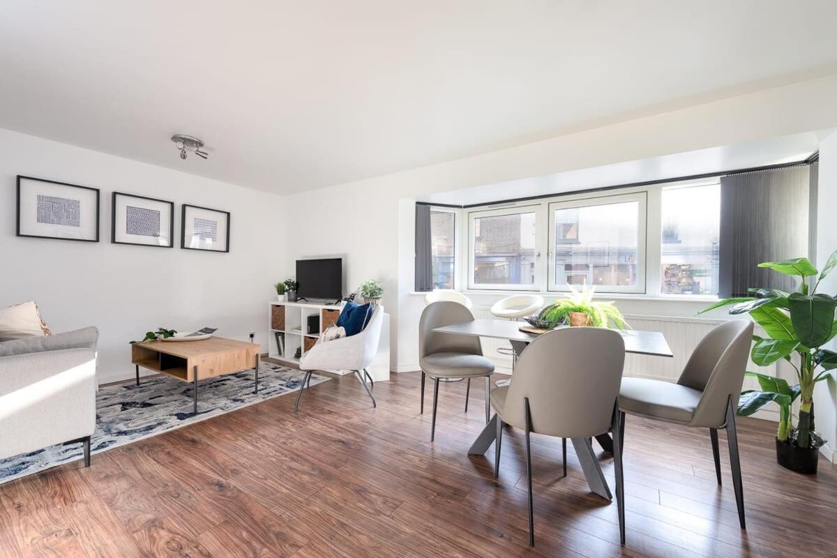 City Center,2 Bedroom Apartment With Parking Cambridge  Luaran gambar