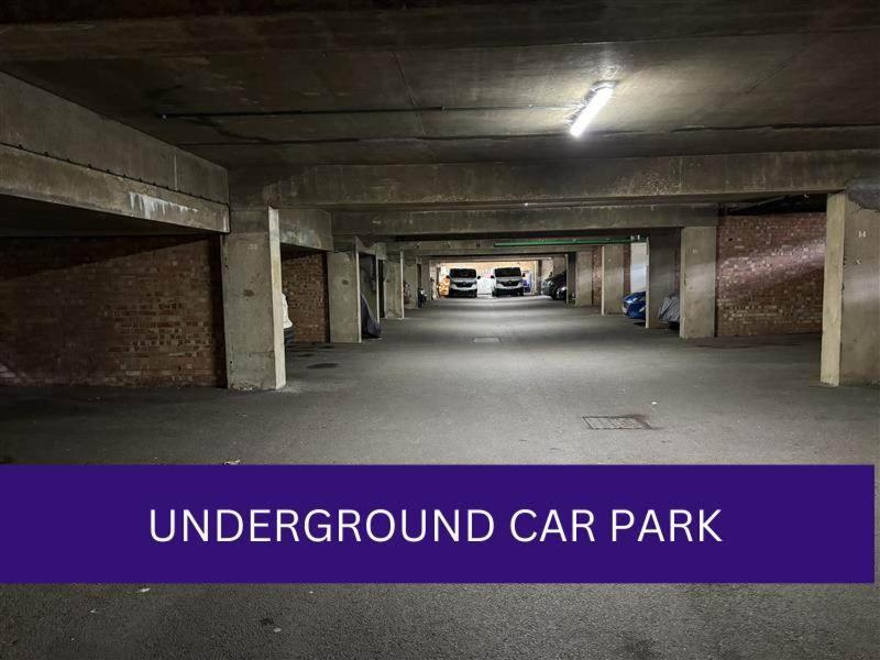 City Center,2 Bedroom Apartment With Parking Cambridge  Luaran gambar